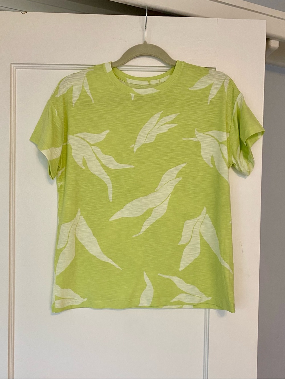 Title Nine T-Shirt size small